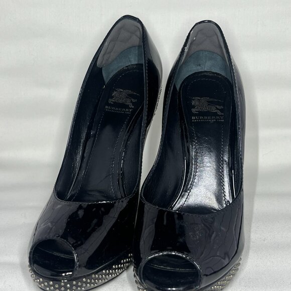 Burberry Patent Leather Pumps - Picture 2 of 5